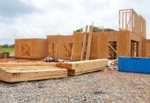 מדריך לרכישת מכונות נגרות וציוד לעיבוד עץ