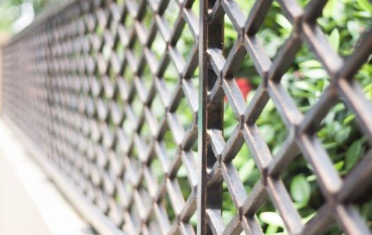 פתרונות גידור מתקדמים עם אברהם שלום דויד